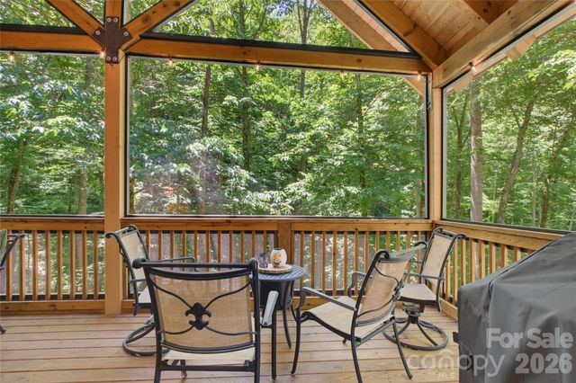 112 Boulder Creek Lane, Tuckasegee, NC 28783