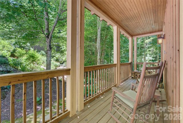 112 Boulder Creek Lane, Tuckasegee, NC 28783