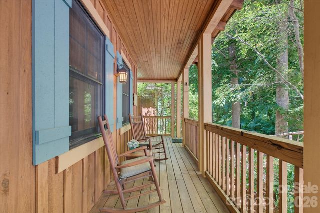 112 Boulder Creek Lane, Tuckasegee, NC 28783