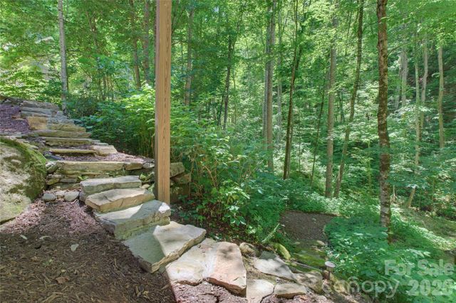 112 Boulder Creek Lane, Tuckasegee, NC 28783