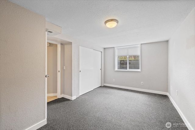 2905 E Olive Street, Seattle, WA 98122