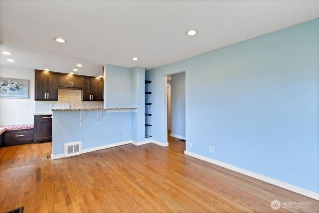 2905 E Olive Street, Seattle, WA 98122