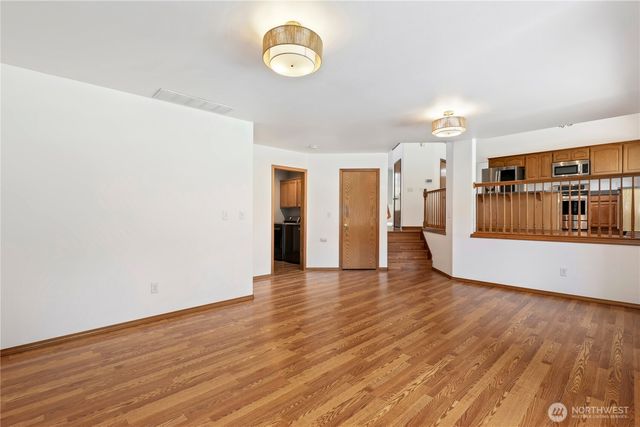 8715 168th Street Ct E, Puyallup, WA 98375