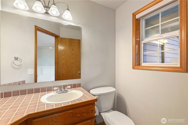 8715 168th Street Ct E, Puyallup, WA 98375