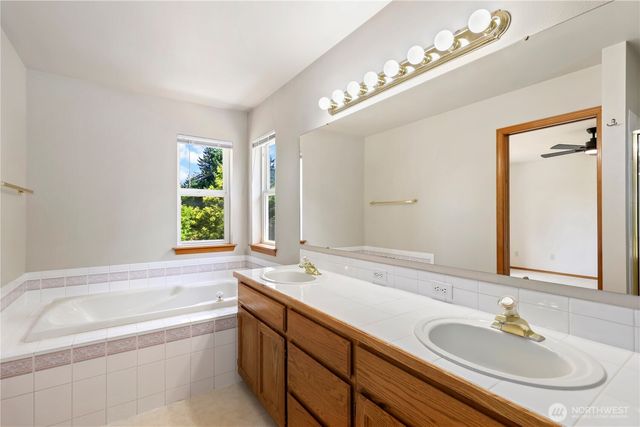 8715 168th Street Ct E, Puyallup, WA 98375