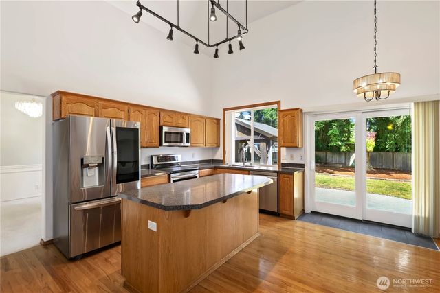 8715 168th Street Ct E, Puyallup, WA 98375