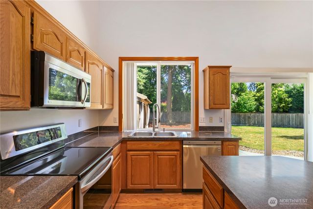 8715 168th Street Ct E, Puyallup, WA 98375