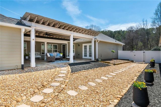 197 Shoal Creek Way, Dallas, GA 30132