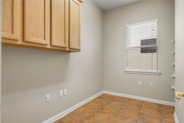 124 Cold Springs DR, Georgetown, TX 78633