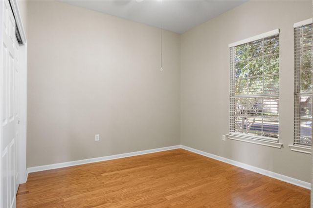 124 Cold Springs DR, Georgetown, TX 78633