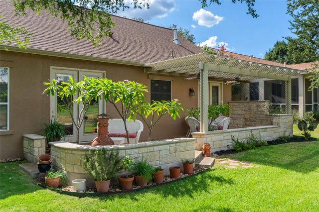 124 Cold Springs DR, Georgetown, TX 78633