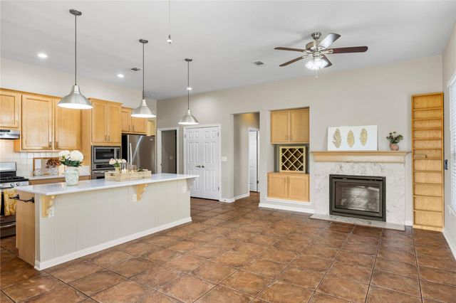 124 Cold Springs DR, Georgetown, TX 78633
