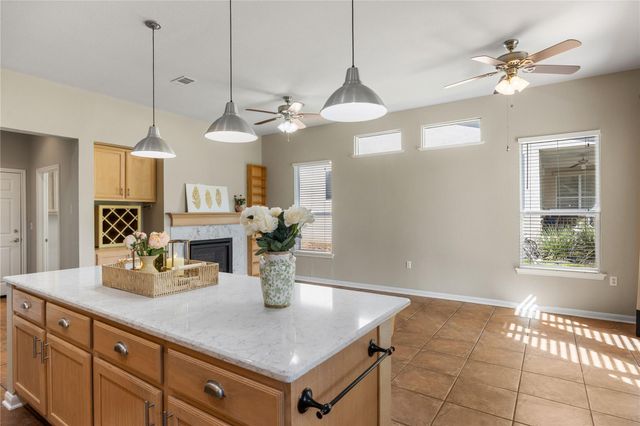 124 Cold Springs DR, Georgetown, TX 78633