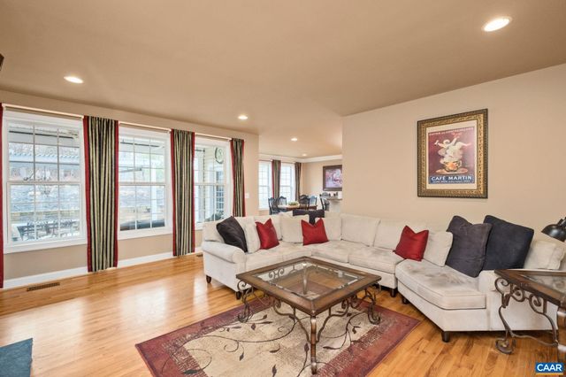 612 LONDON CT, Ruckersville, VA 22968