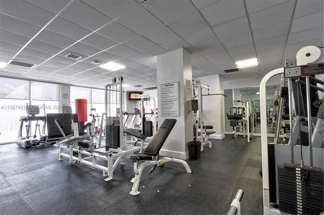 3140 S Ocean Dr 511, Hallandale Beach, FL 33009