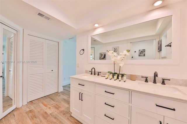209 Bayshore Drive, Cape Coral, FL 33904