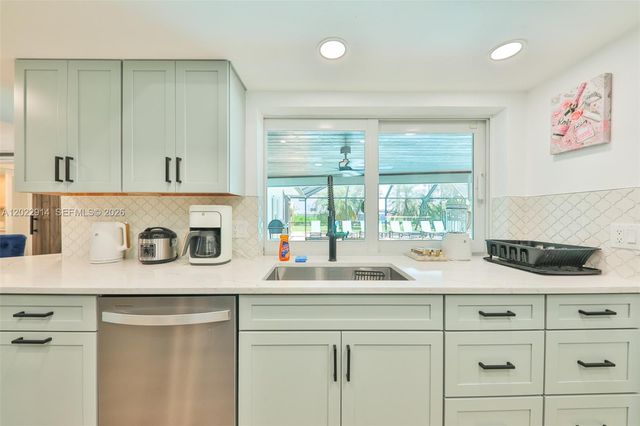 209 Bayshore Drive, Cape Coral, FL 33904
