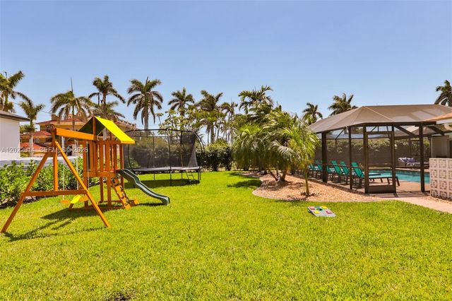 209 Bayshore Drive, Cape Coral, FL 33904
