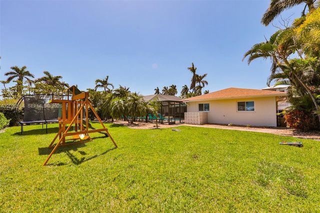 209 Bayshore Drive, Cape Coral, FL 33904