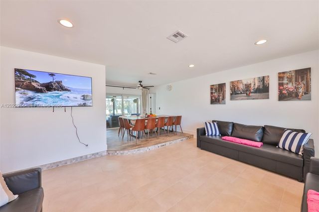 209 Bayshore Drive, Cape Coral, FL 33904
