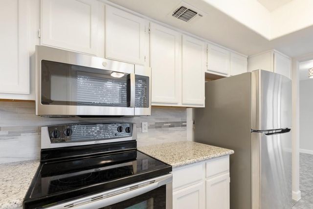 4053 Young Street, Pasadena, TX 77504
