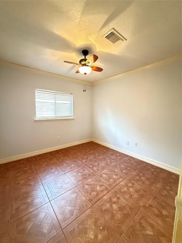 8507 Clover Land Court, Humble, TX 77338