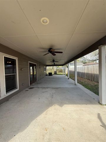 8507 Clover Land Court, Humble, TX 77338