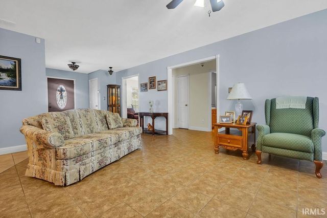 230 New Sandpit Acres Road, Bedford, IN 47421