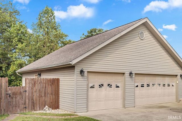 230 New Sandpit Acres Road, Bedford, IN 47421