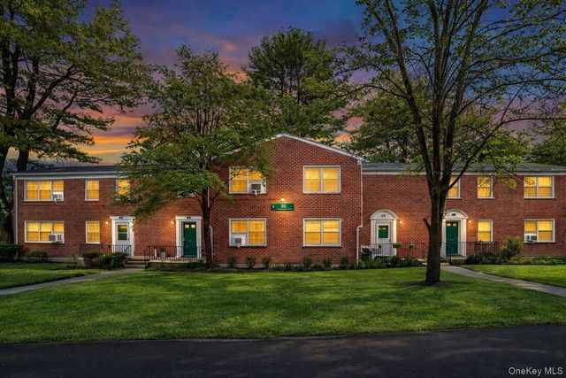 1 Fieldstone Drive 77, Hartsdale, NY 10530