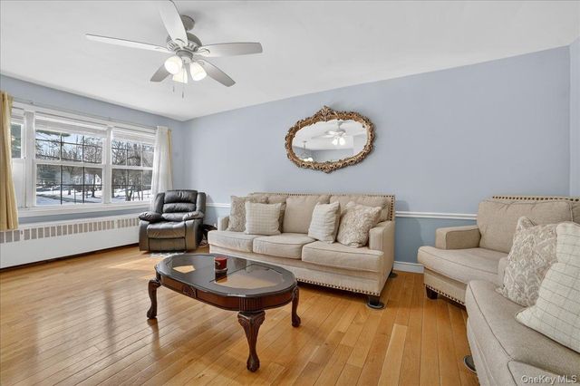 1 Fieldstone Drive 77, Hartsdale, NY 10530