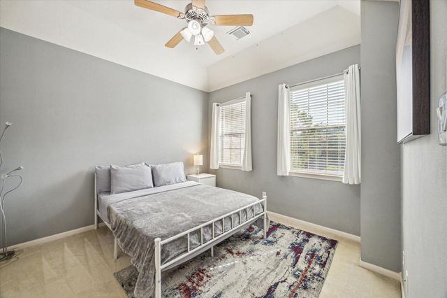 2403 Clippers Square, Nassau Bay, TX 77058