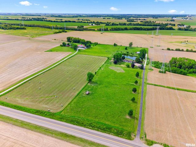 3600 BROADWAY Road, Pekin, IL 61554