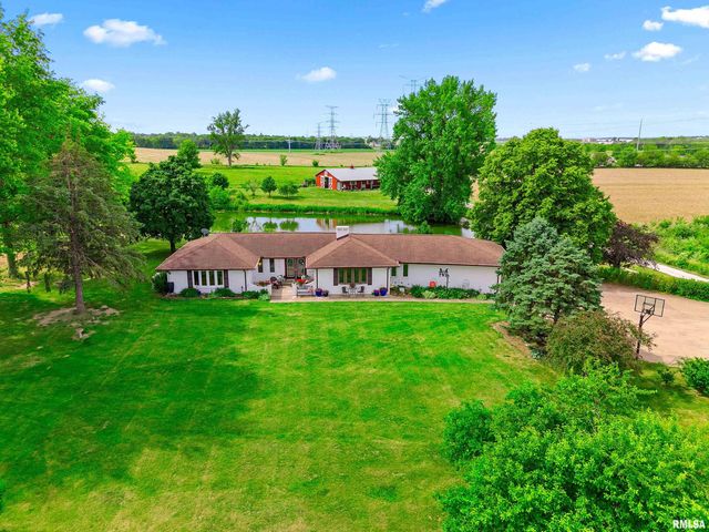 3600 BROADWAY Road, Pekin, IL 61554