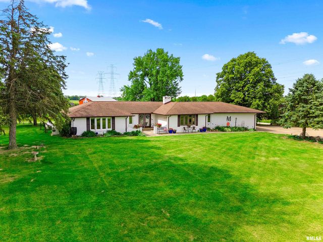 3600 BROADWAY Road, Pekin, IL 61554