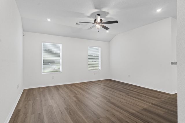 15 Ten Point Lane, Ward, AR 72176