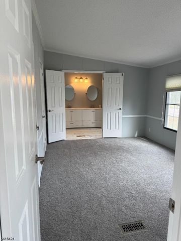 5 Caroline Drive, White Twp., NJ 07823