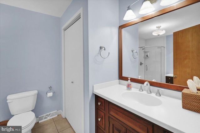 7 HESSIAN BLVD, Reading, PA 19607