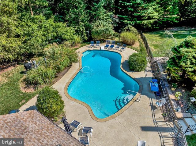 7 HESSIAN BLVD, Reading, PA 19607