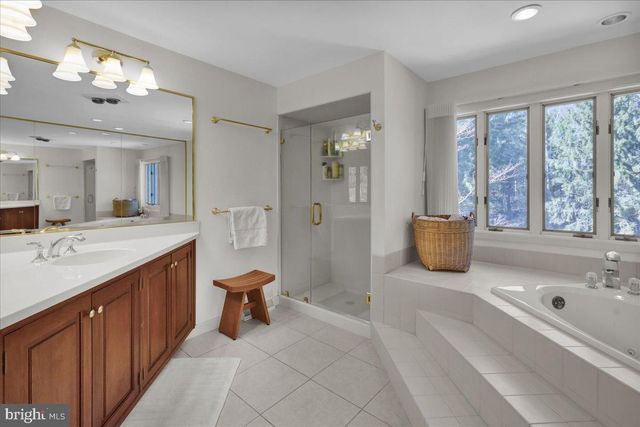 7 HESSIAN BLVD, Reading, PA 19607