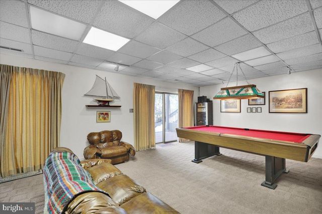 7 HESSIAN BLVD, Reading, PA 19607