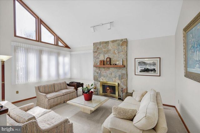 7 HESSIAN BLVD, Reading, PA 19607