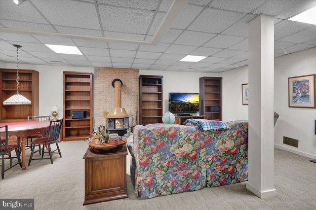 7 HESSIAN BLVD, Reading, PA 19607