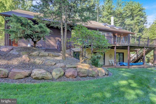 7 HESSIAN BLVD, Reading, PA 19607