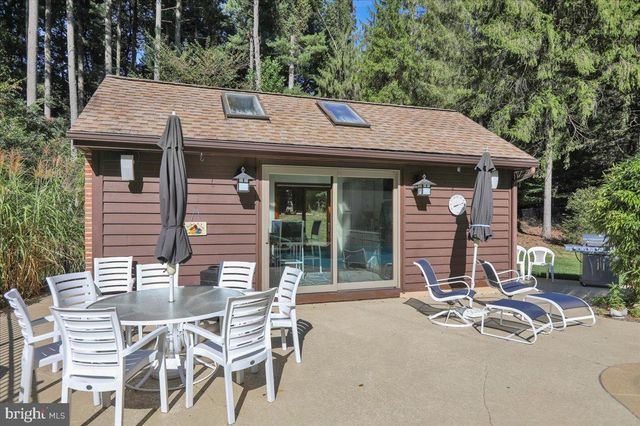 7 HESSIAN BLVD, Reading, PA 19607