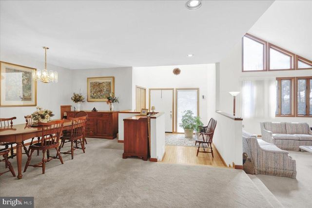 7 HESSIAN BLVD, Reading, PA 19607