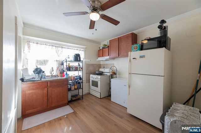 208 19th Street, East Orange, NJ 07017