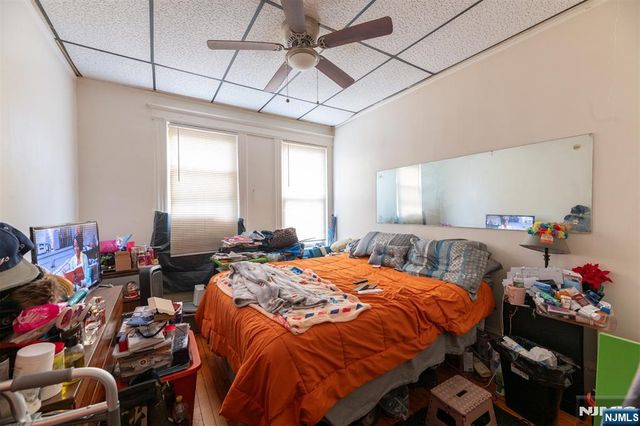 208 19th Street, East Orange, NJ 07017