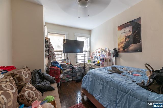 208 19th Street, East Orange, NJ 07017