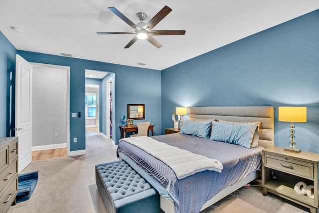 6213 Arcadia Square, Vero Beach, FL 32966